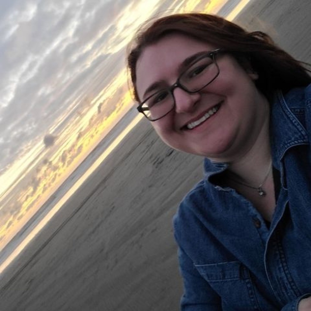 Meet your Posher, Em